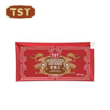 Kızarmış Erişte için Küçük Paket Helal Koyu Soya Sosu